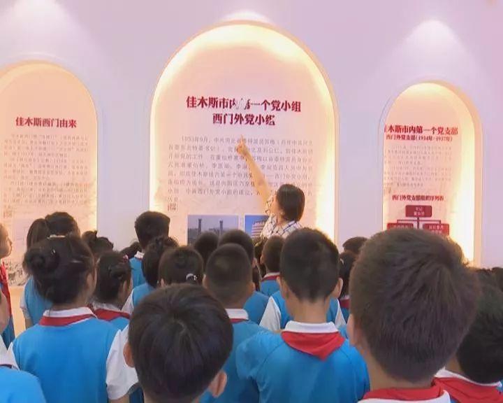 于魁智李胜素领衔主演,京剧《龙凤呈祥》亮相成都